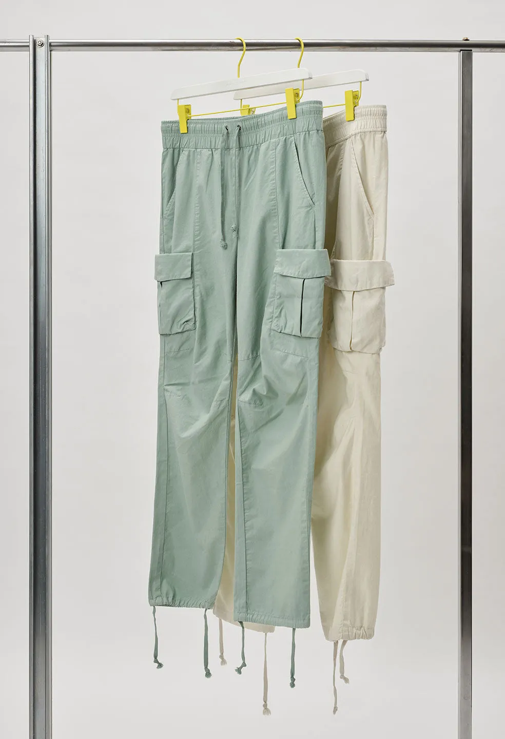 Back Sateen Cargo Pants / Eggshell