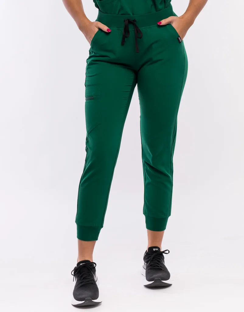 Essential Jogger Scrub Pants - Evergreen