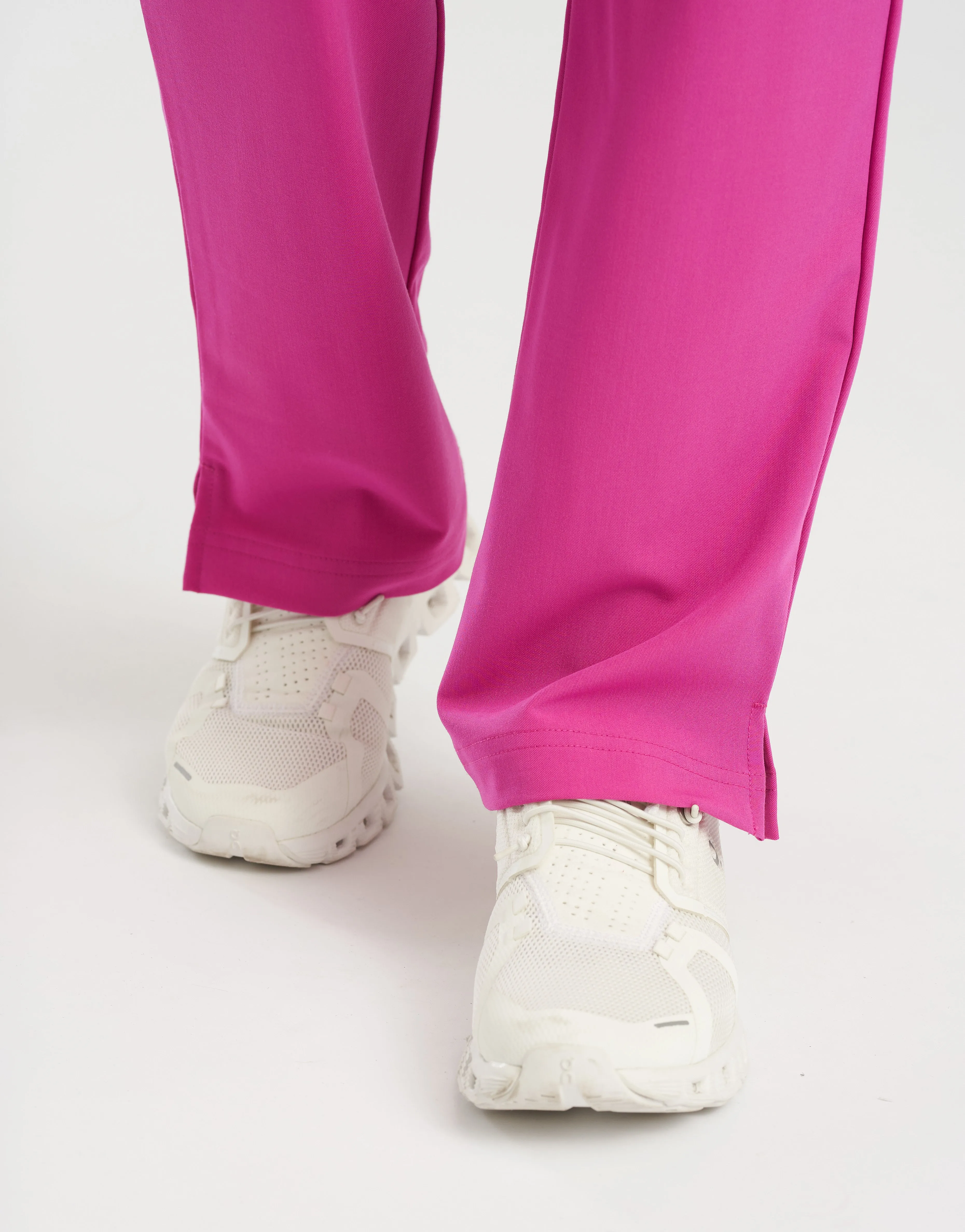 Essential Multi-Pocket Scrub Pants - Just Pink