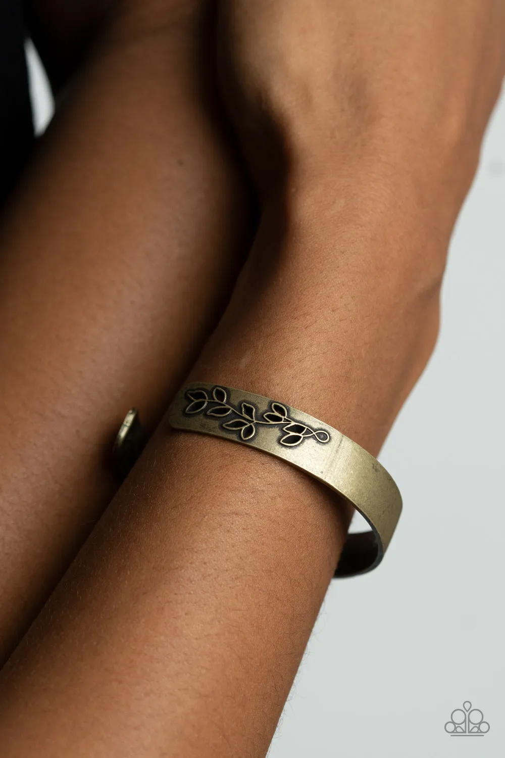 Frond Fable - Brass Bracelet