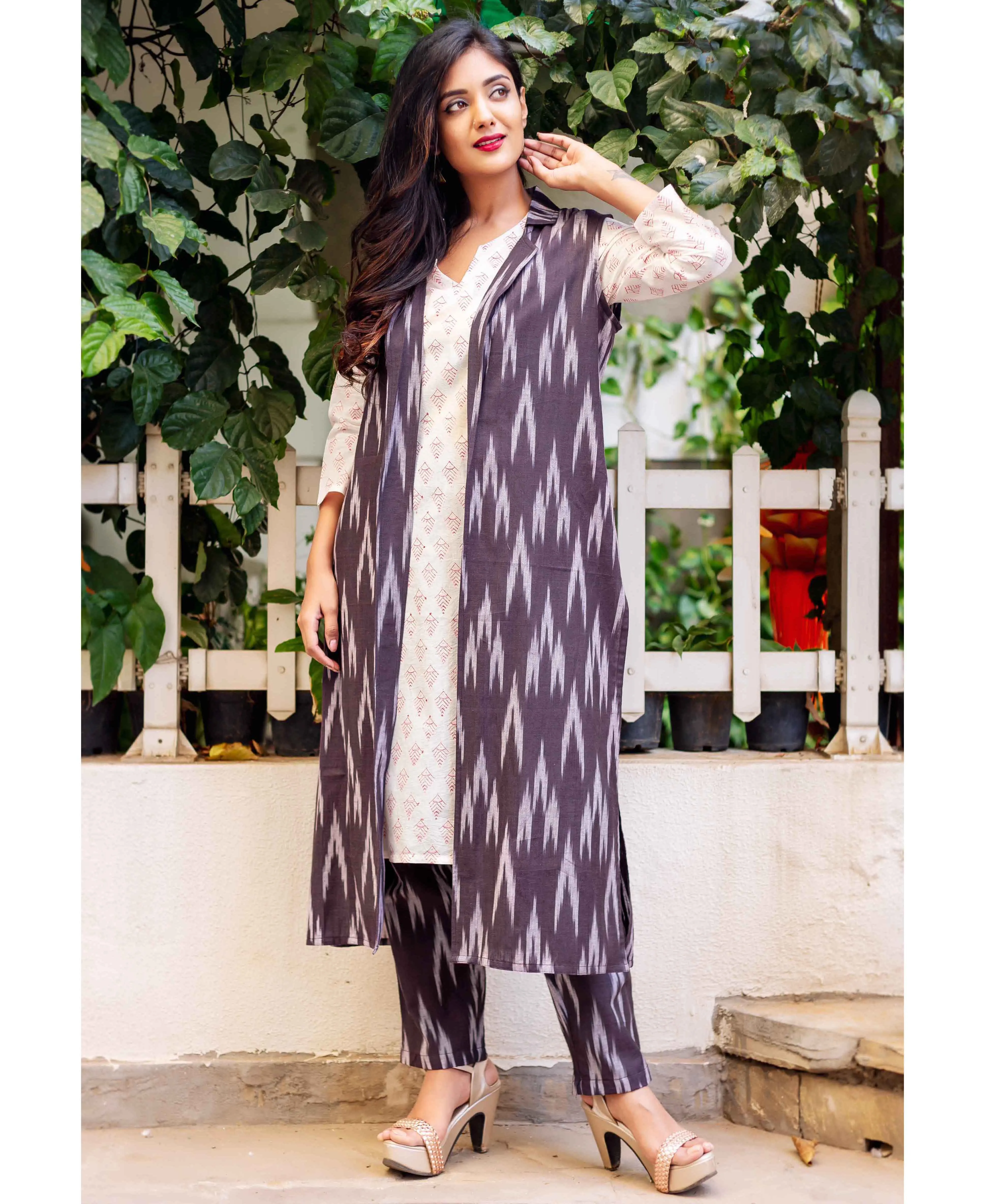 Indo Western Style 3 Piece Long Cotton Kurta Set