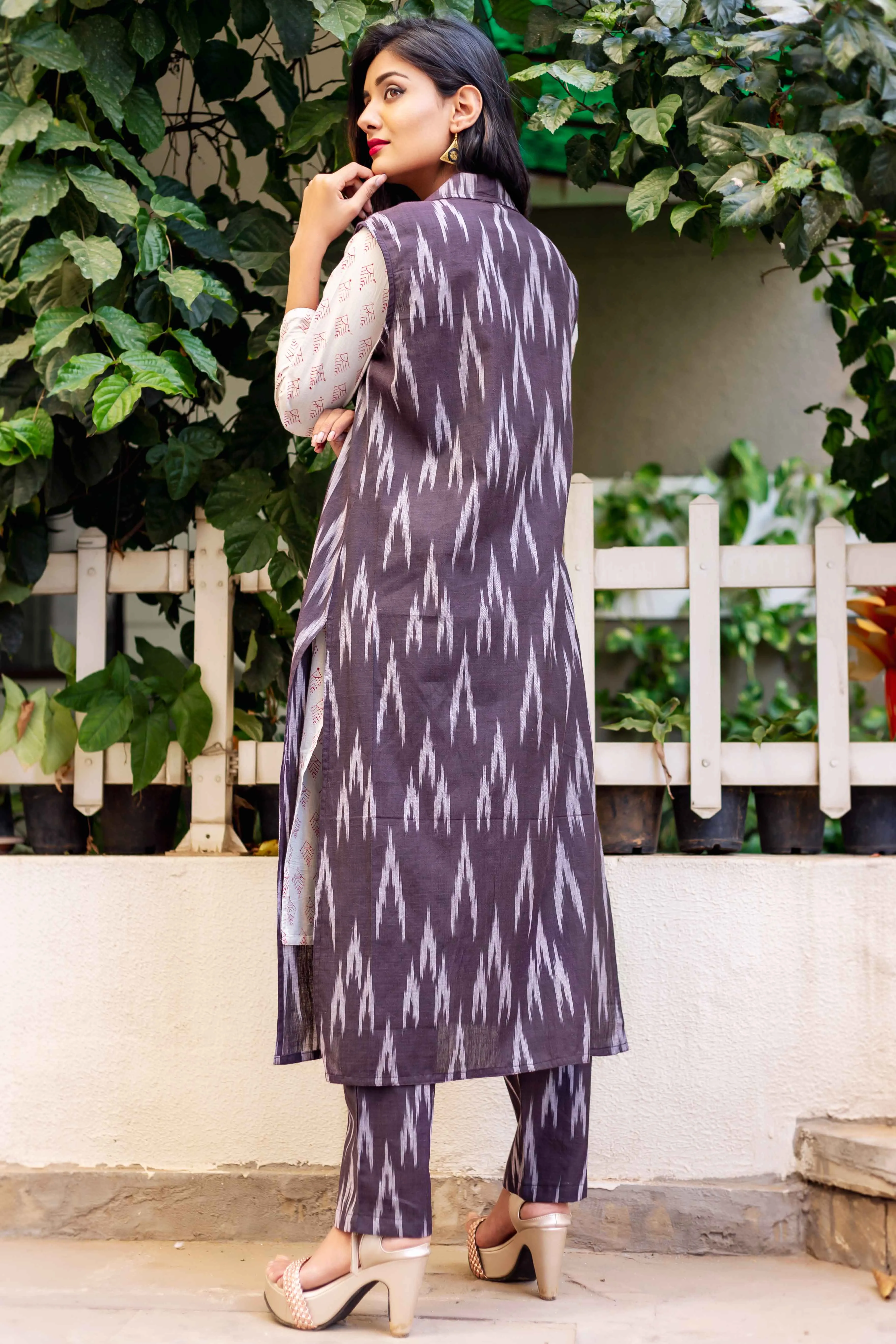 Indo Western Style 3 Piece Long Cotton Kurta Set