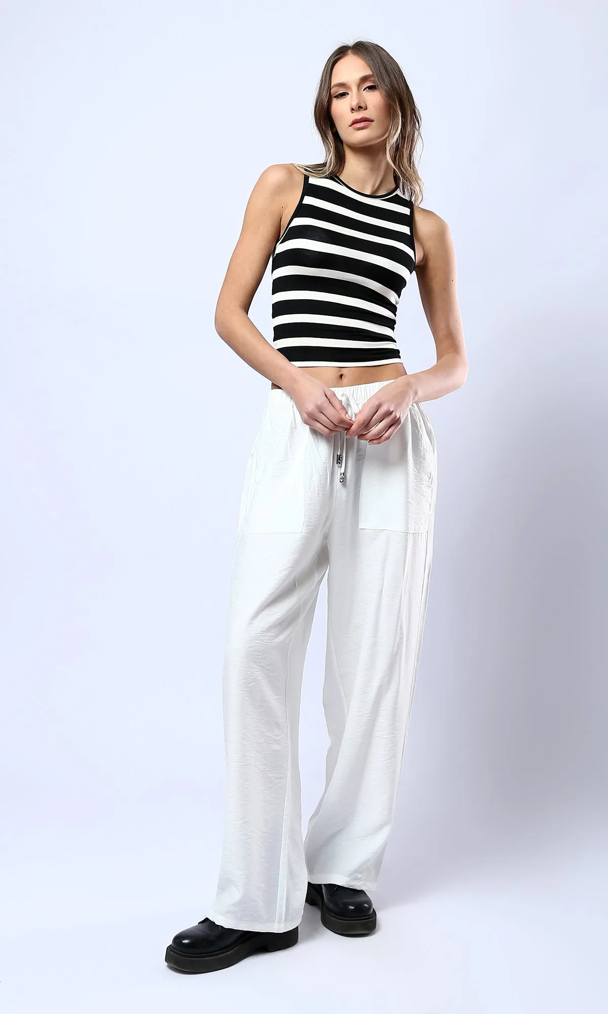 O179135 Round Neck Striped Tank Top - Black & White