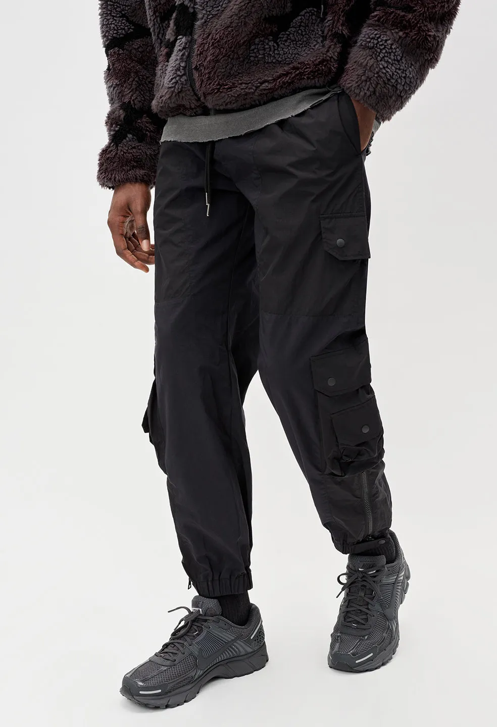 Paneled Nylon Cargo Pants / Black