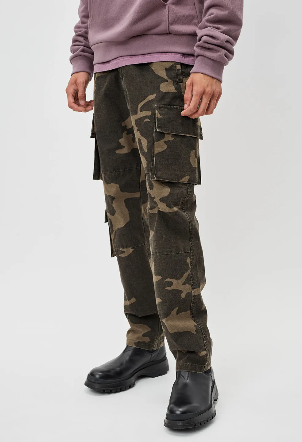 Utility Cargo Pants / Black Camo